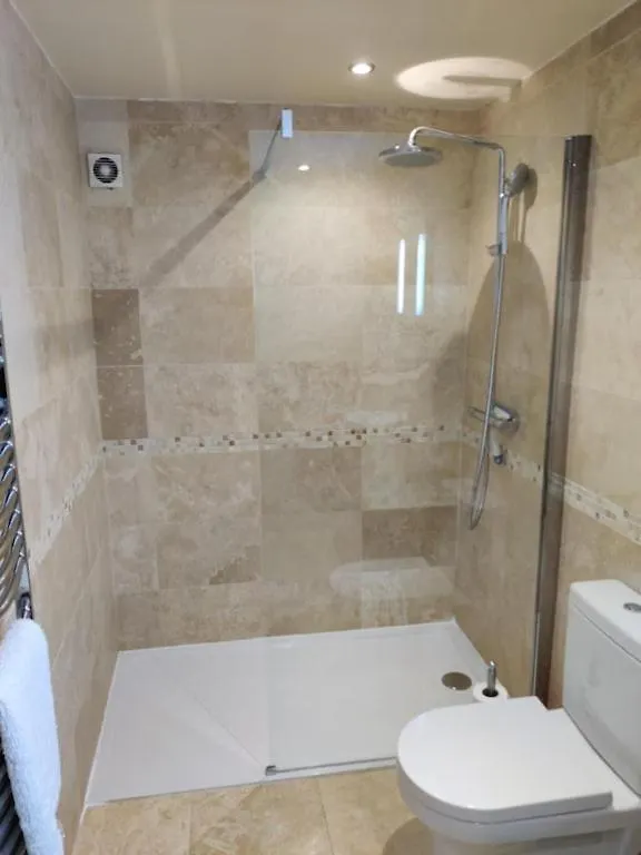Spacious Ski Chalet In Traditional French Village, Sleeps 8, Four Star With Fibre Broadband Abondance 0*,