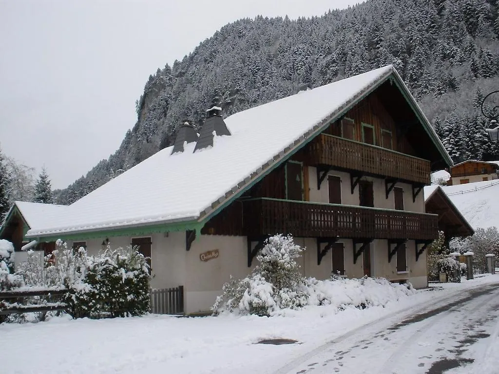 Spacious Ski Chalet In Traditional French Village, Sleeps 8, Four Star With Fibre Broadband location