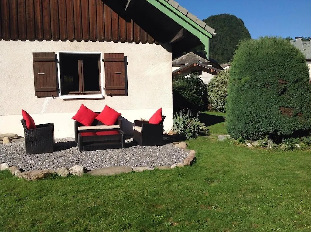 Spacious Ski Chalet In Traditional French Village, Sleeps 8, Four Star With Fibre Broadband Abondance 0*,