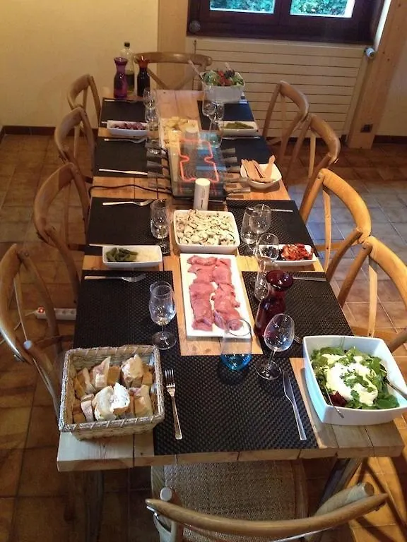 Spacious Ski Chalet In Traditional French Village, Sleeps 8, Four Star With Fibre Broadband Abondance France