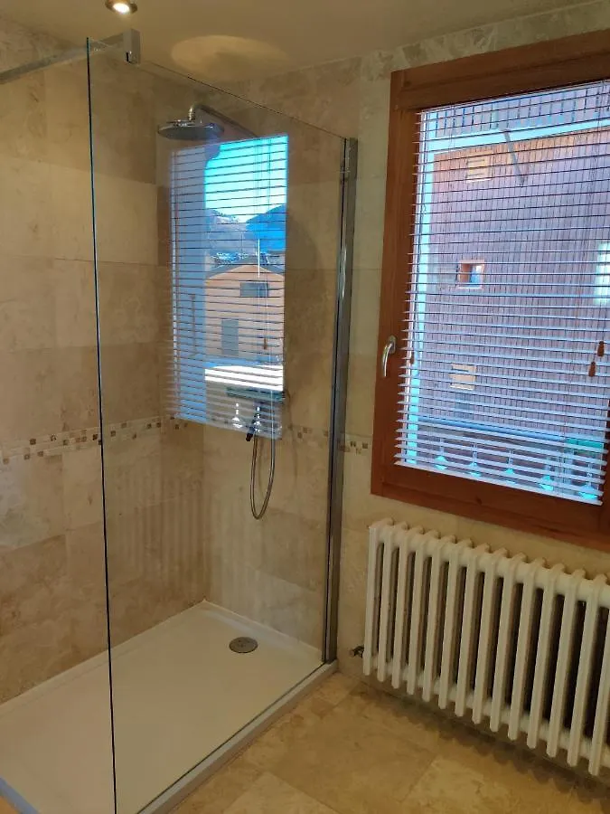 Spacious Ski Chalet In Traditional French Village, Sleeps 8, Four Star With Fibre Broadband Abondance France