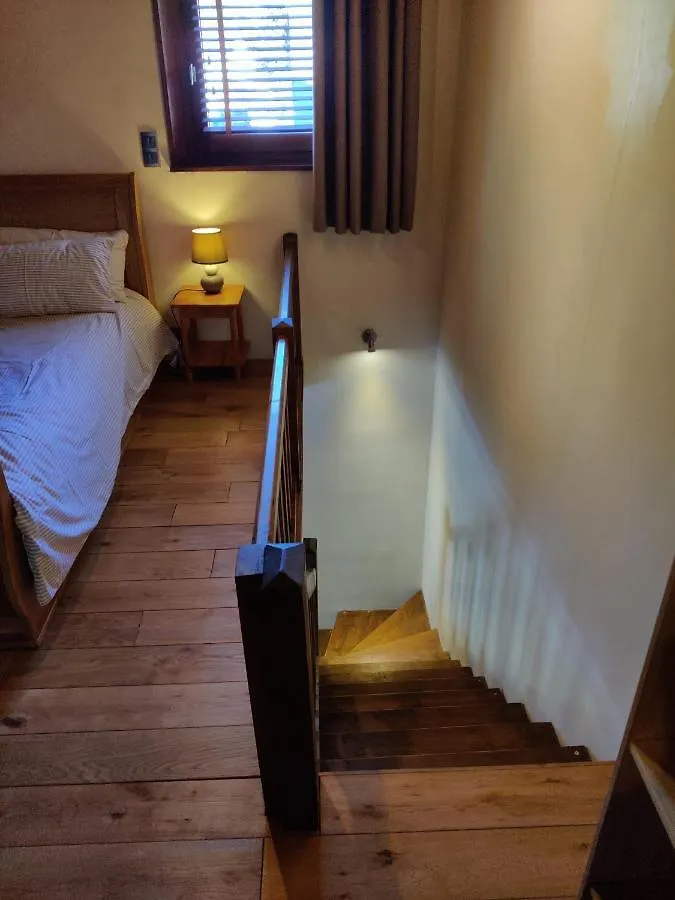 Spacious Ski Chalet In Traditional French Village, Sleeps 8, Four Star With Fibre Broadband Abondance